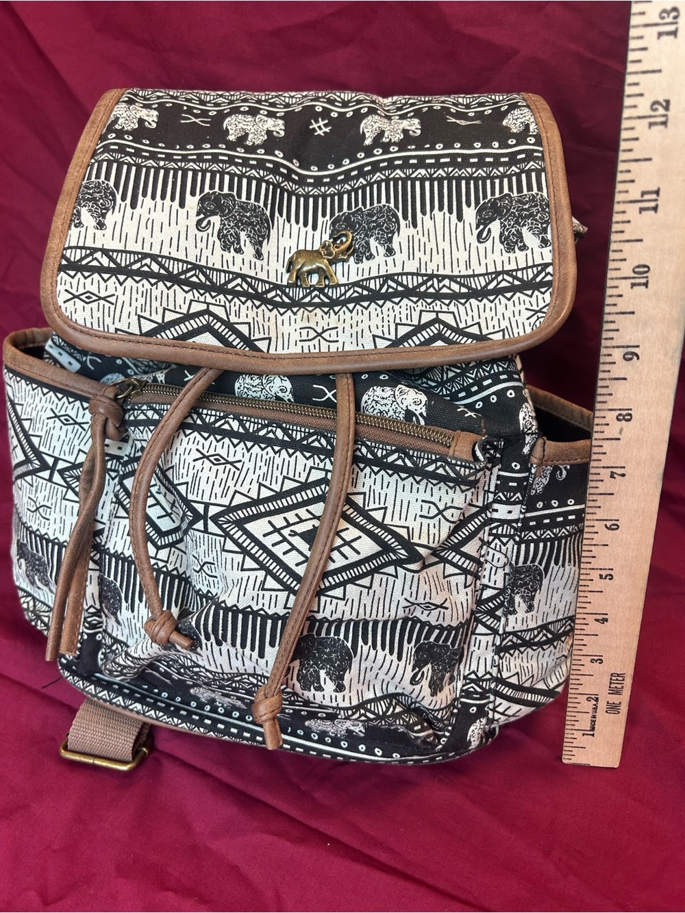 Elephant Drawstring Backpack - Picture 3 of 11